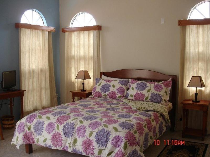 Villa San Juan Belmopan Room photo